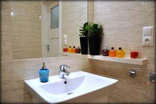 Апартаменты HappyGuests Św. Tomasza Apartment Краков Апартаменты-студио-35